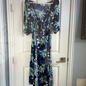 ROXY Tropical Leaf Print Midi XS Dress. key-hole, tie bow. beach vacation resort